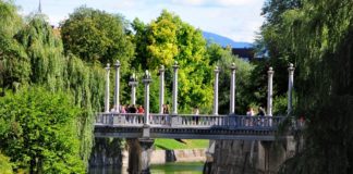 Cobblers-Bridge-©-Ljubljana-Tourism-D.Wedam_
